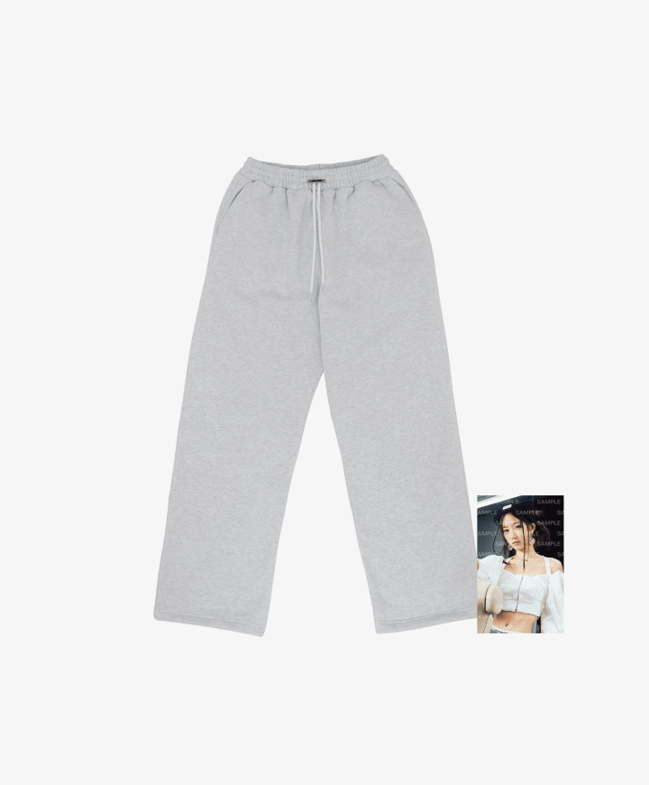 ウォーキング・ランニングウェア [LE SSERAFIM] TRACK PANTS (Grey) LE SSERAFIM] TRACK PANTS (Grey) LE SSERAFIM JOGGER PANTS GREY