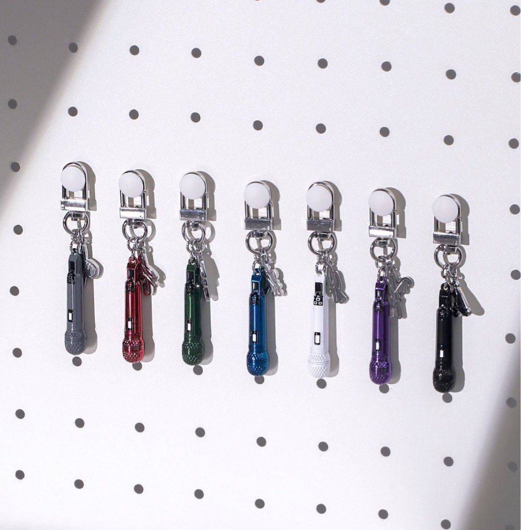 ENHYPEN] UNSEEN : Mic Keyring – krmerch