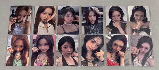[LUCKY DRAW EVENT] [BABYMONSTER] Choom World Tour In Seoul : Offline POB Photocard