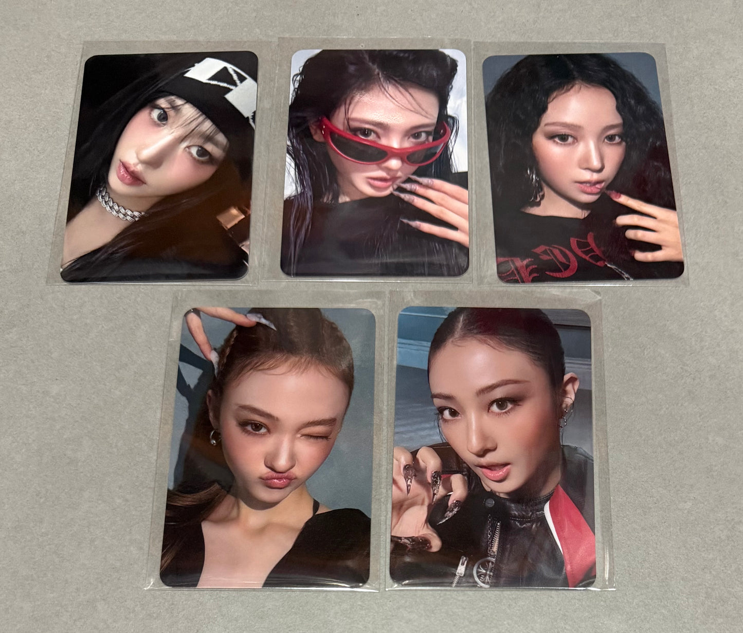 [LUCKY DRAW EVENT] [MEOVV] Bite Now : Makestar POB Photocard