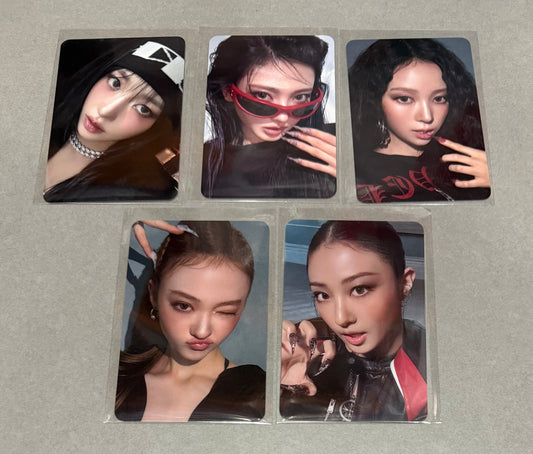 [LUCKY DRAW EVENT] [MEOVV] Bite Now : Makestar POB Photocard