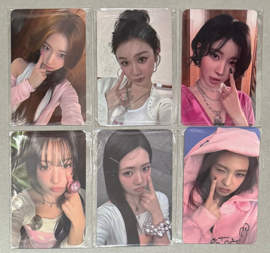 [LUCKY DRAW EVENT] [BABYMONSTER] Choom World Tour In Seoul : YG POB Photocard