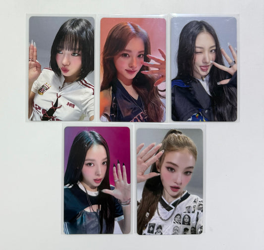 [LUCKY DRAW EVENT] [MEOVV] My Eyes Open VVIDE : FANME POB Photocard