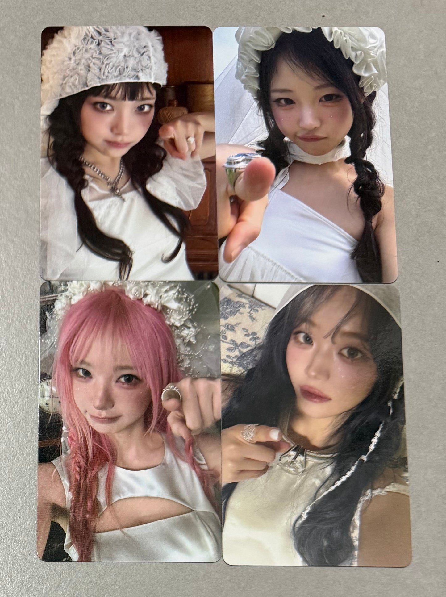 [LUCKY DRAW EVENT] [QWER] Ceremony : Weverse 1.0 POB Photocard