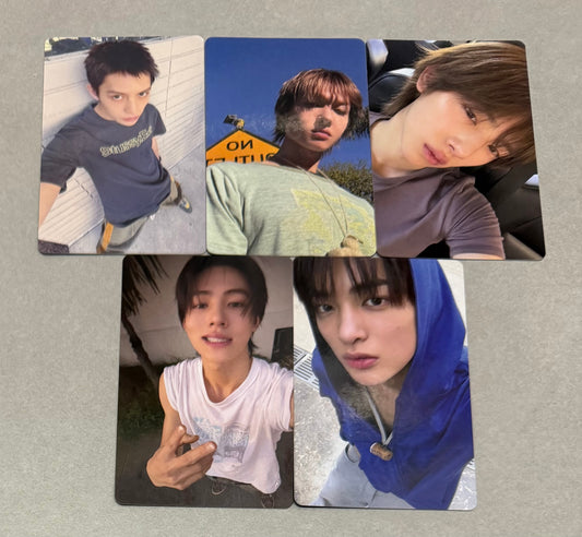 [LUCKY DRAW EVENT] [CORTIS] Green Green : YZY Chinese Handwriting POB Photocard