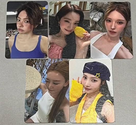 [LUCKY DRAW EVENT] [RED VELVET] Velvet Summer : Applemusic POB Photocard