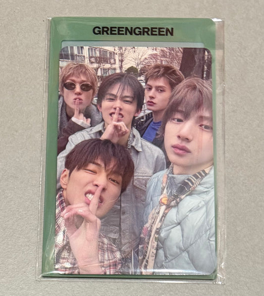 [CORTIS] Green Green : Group Selfie Photocard