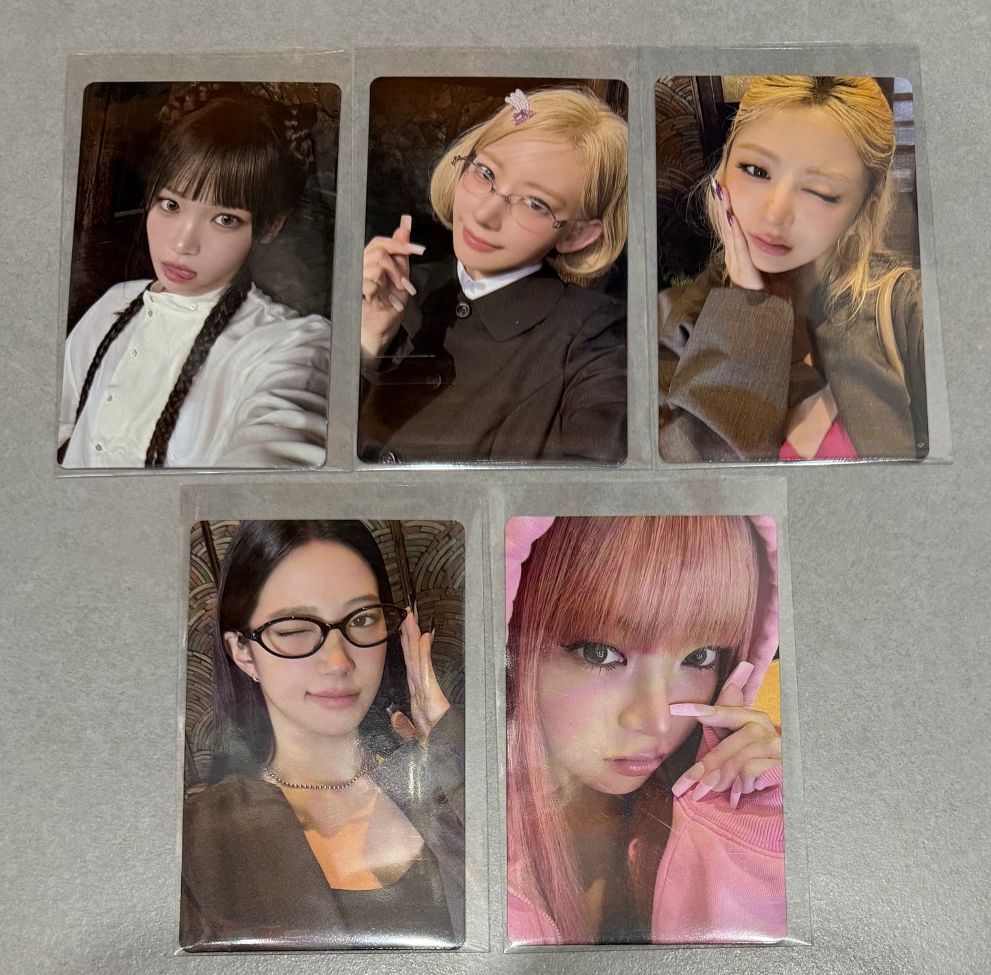 [LUCKY DRAW EVENT] [LE SSERAFIM] Pureflow : Weverse Lucky Draw POB Photocard