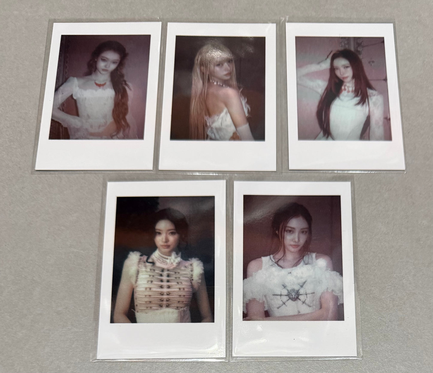 [LUCKY DRAW EVENT] [MEOVV] Bite Now : MD POB Photocard