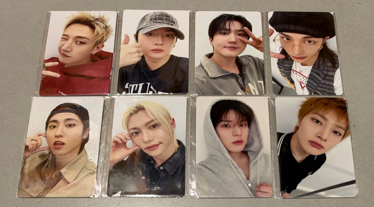 [LUCKY DRAW EVENT] [STRAY KIDS] This & That : Fansshop Lucky Draw POB Photocard