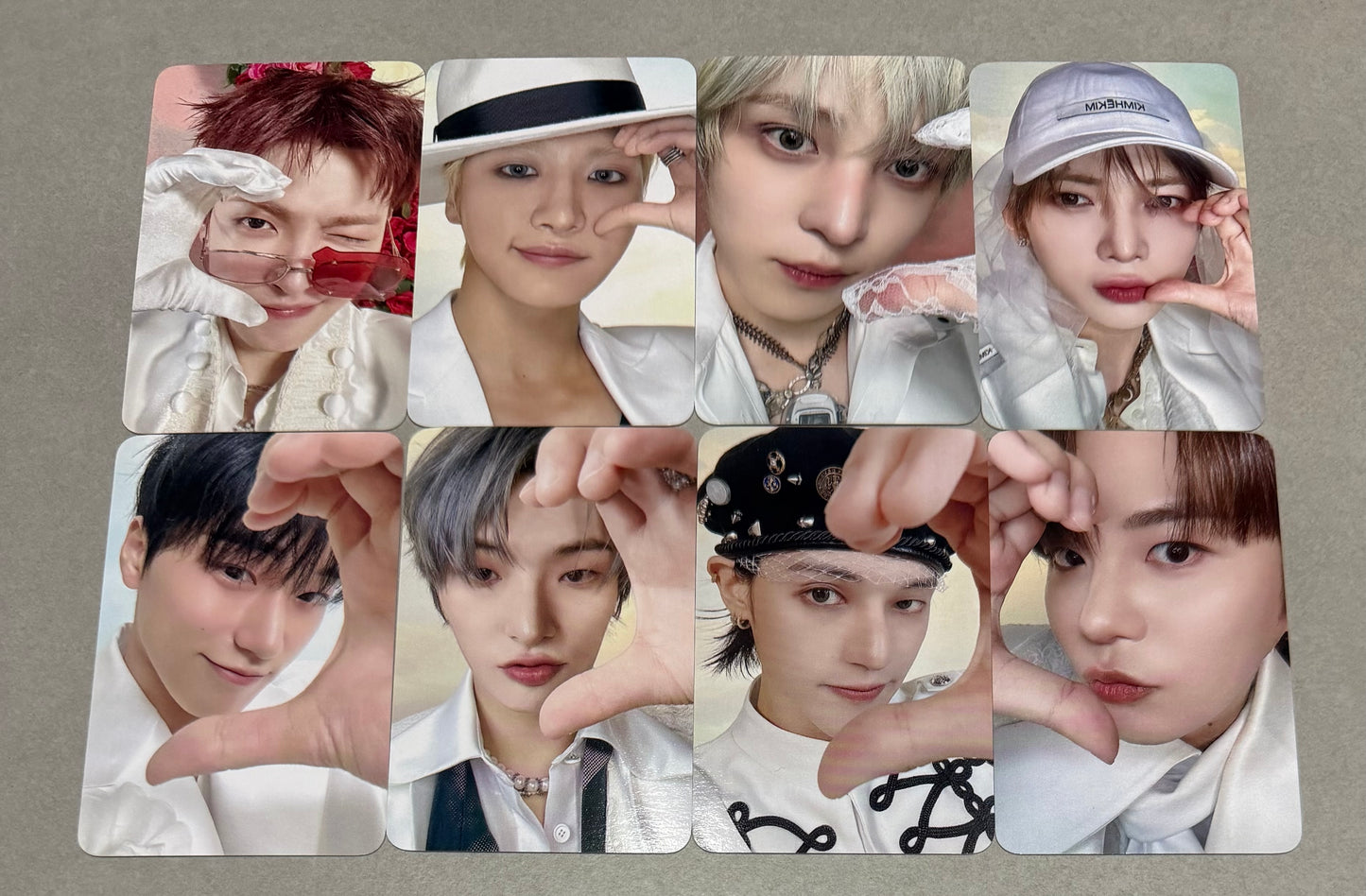 [LUCKY DRAW EVENT] [ATEEZ] Golden Hour Pt.5 : MUVVE Vinyl POB Photocard