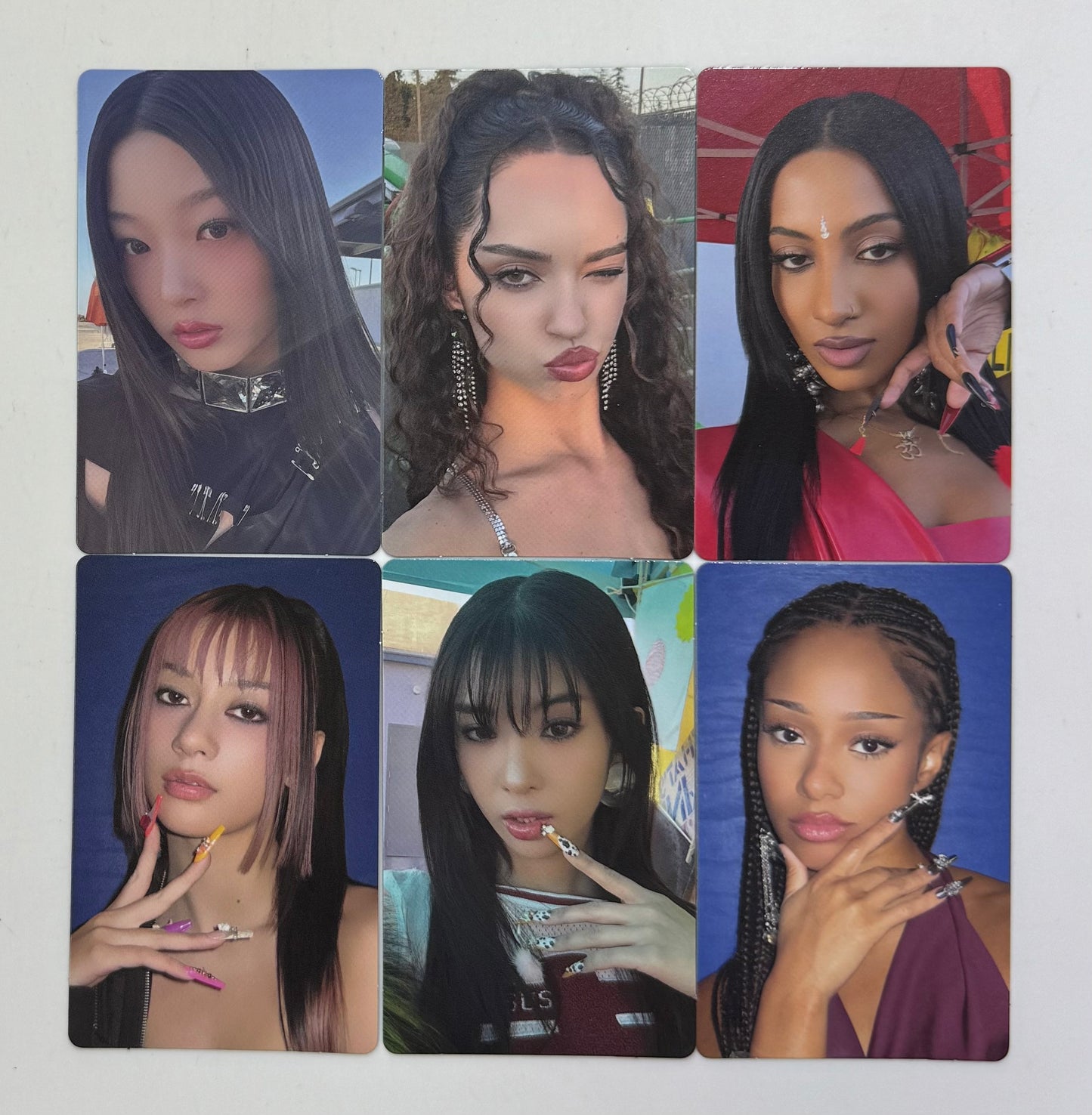 [LUCKY DRAW EVENT] [KATSEYE] Beautiful Chaos : Weverse POB Photocard