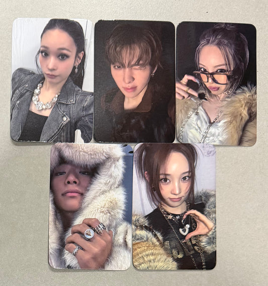 [LUCKY DRAW EVENT] [ALLDAYPROJECT] The 1st Ep Album : Withmuu Lucky Draw POB Photocard