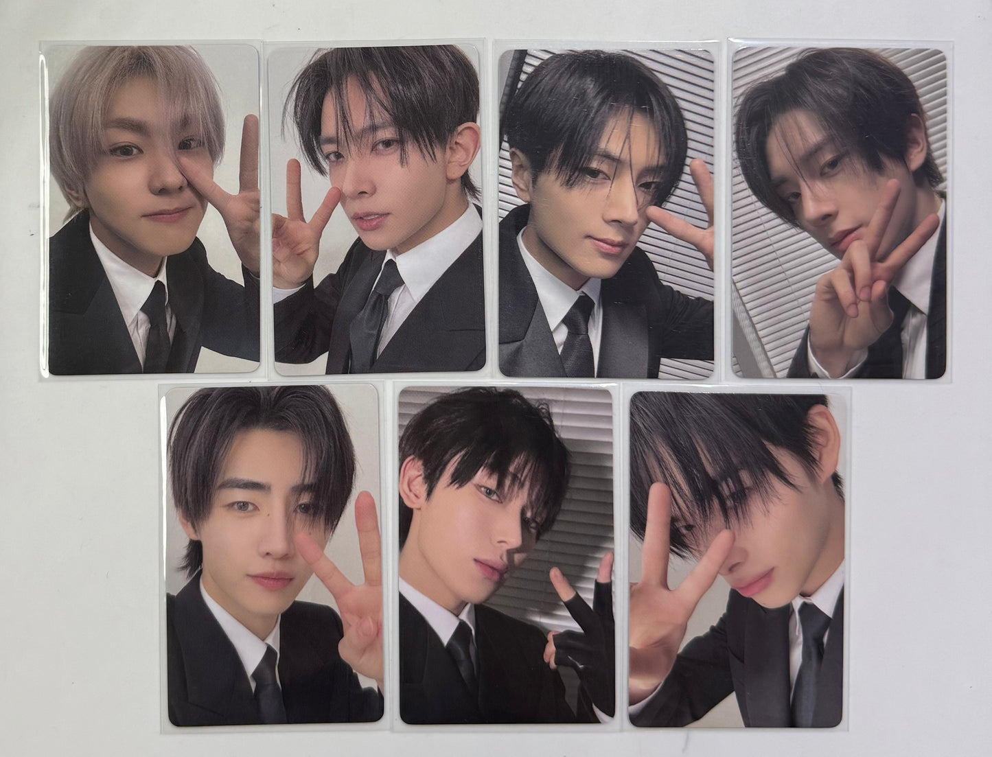 [LUCKY DRAW EVENT] [ENHYPEN] Desire : Unleash : YZY Pop Up Store POB Photocard