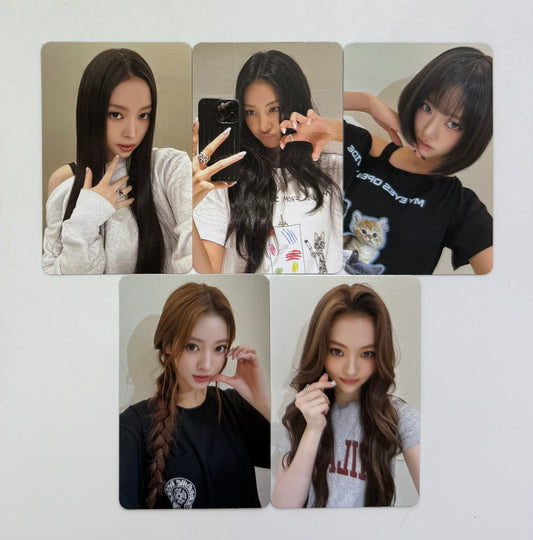[LUCKY DRAW EVENT] [MEOVV] My Eyes Open VVIDE : Yetimall Fansign POB Photocard