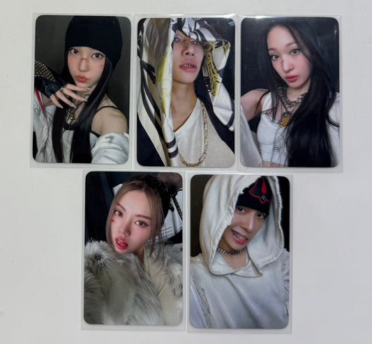 [LUCKY DRAW EVENT] [ALLDAYPROJECT] Famous : Withmuu POB Photocard