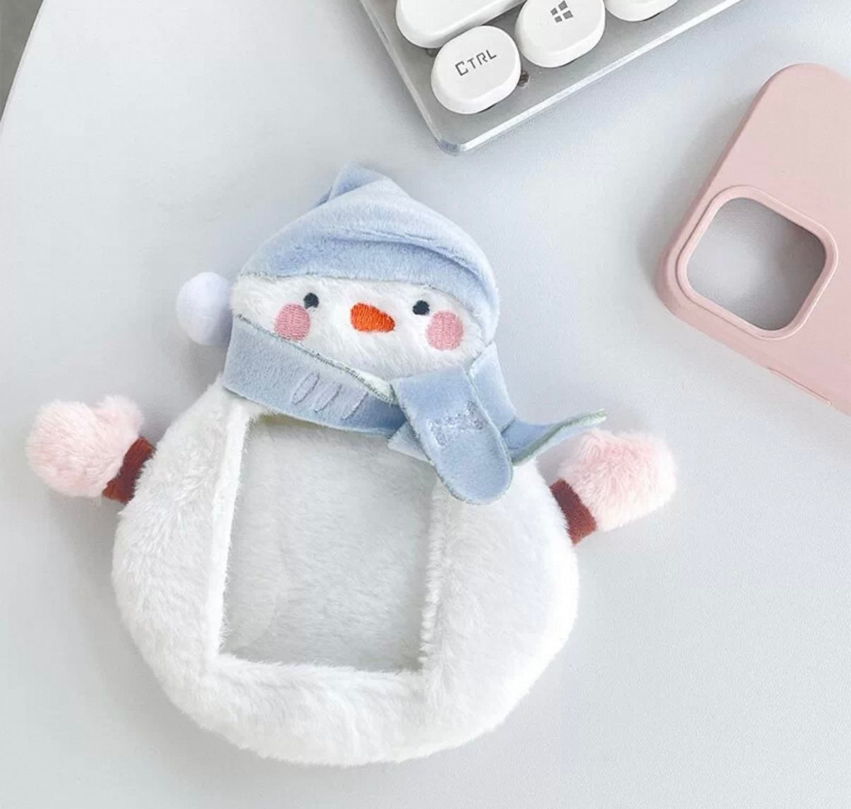 Fluffy Winter Photocard Holder