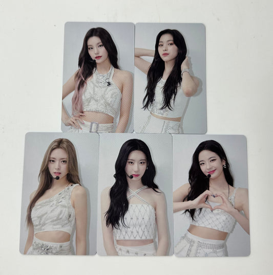 [ITZY] The 1st World Tour (Checkmate) in Seoul DVD : POB Photocard