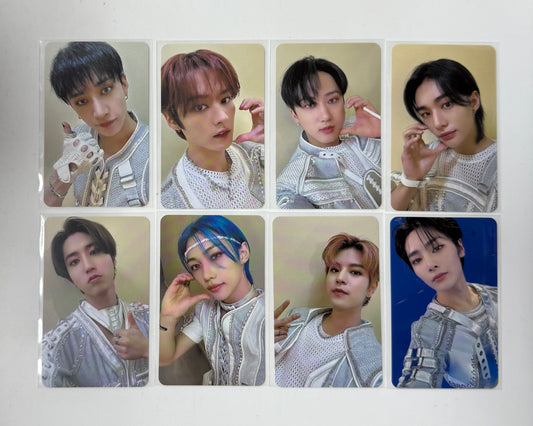 [LUCKY DRAW EVENT] [STRAY KIDS] 5-Star Dome Tour : Osaka POB Photocard