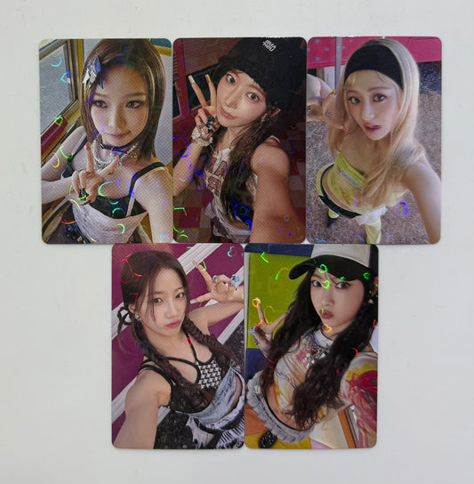 [LUCKY DRAW EVENT] [LE SSERAFIM] Different : Weverse Japan POB Photocard