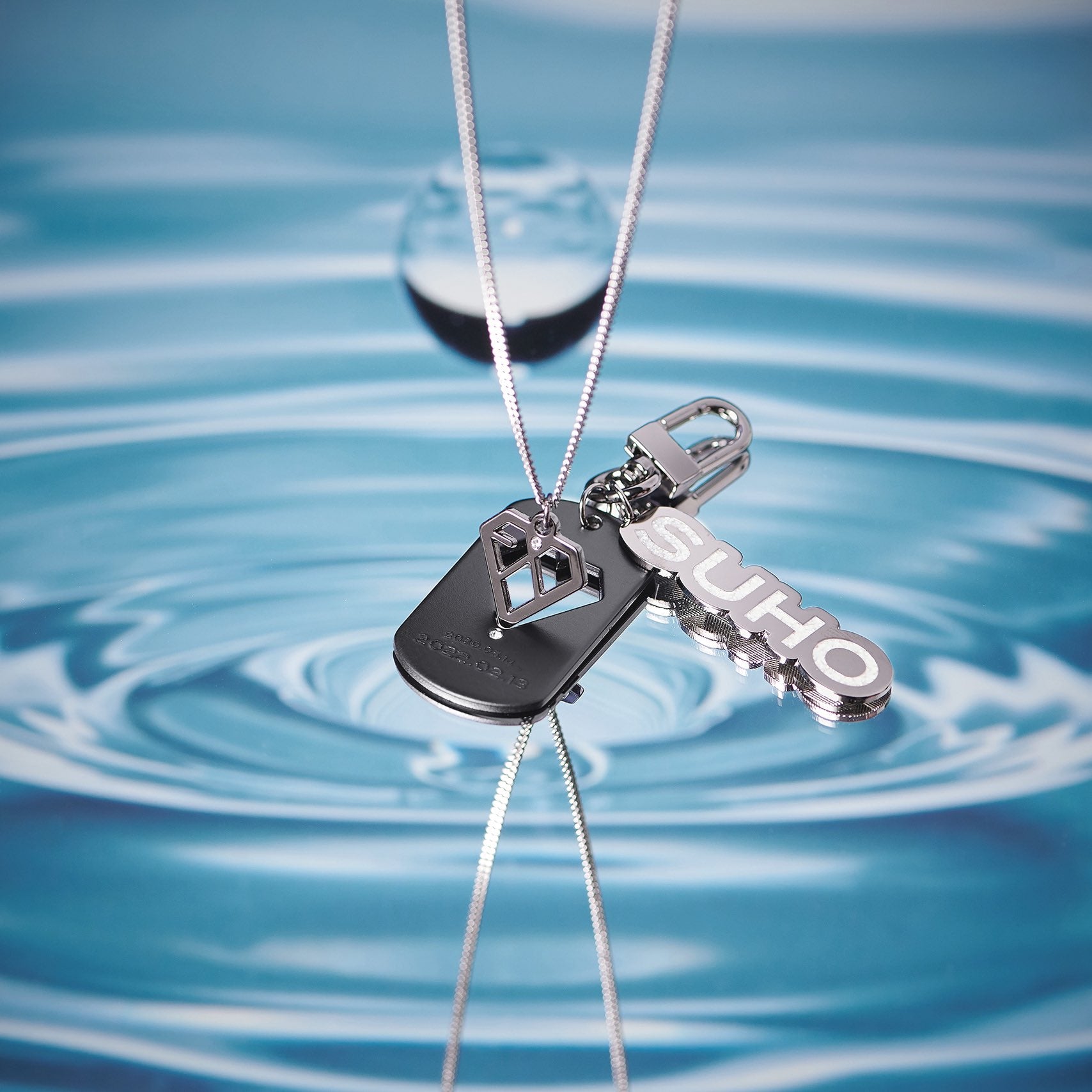 EXO] Welcome Back Set : Suho : Necklace & Tag Keyring – krmerch