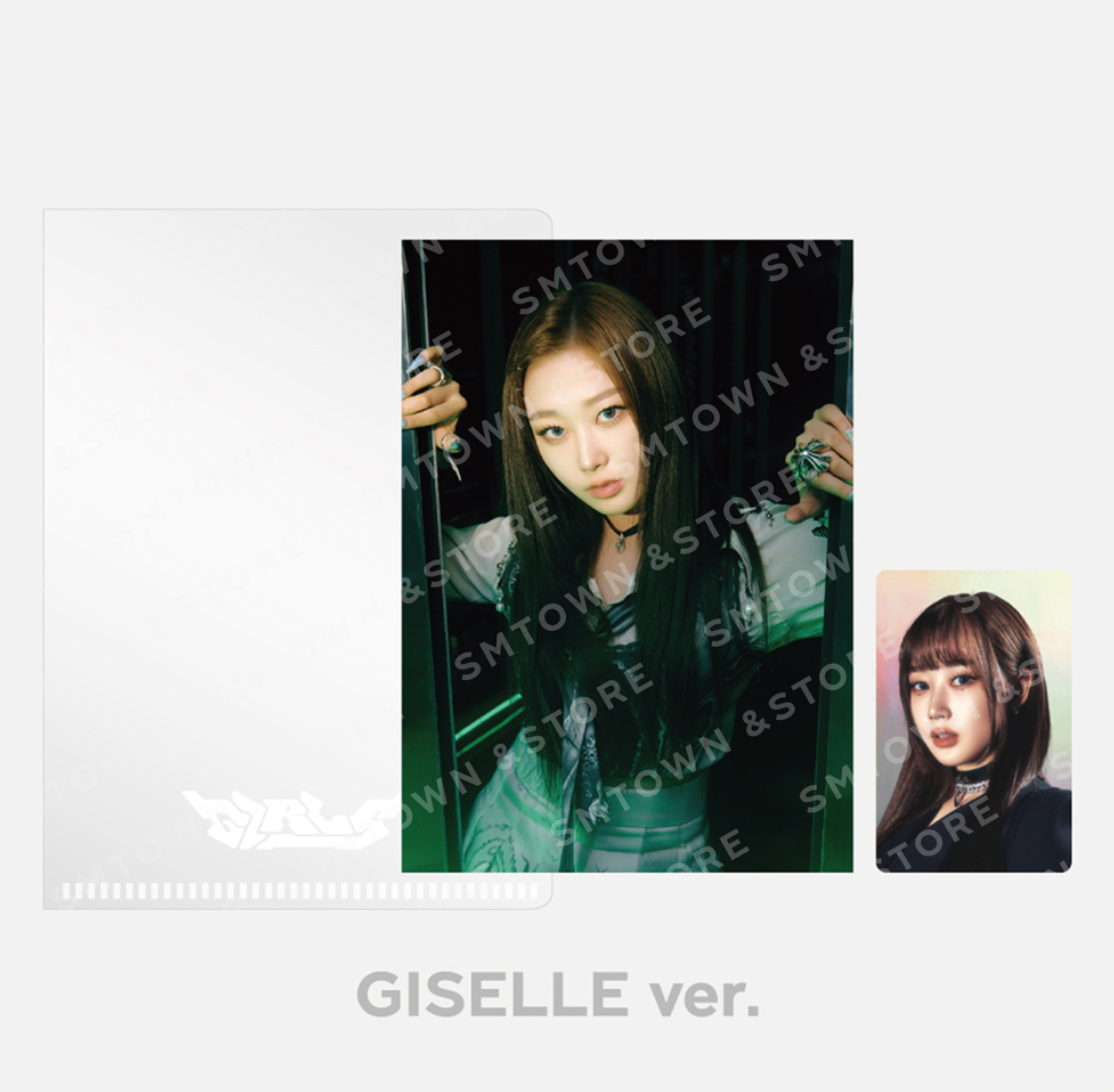 [AESPA] Girls :  Postcard + Hologram Photocard Set