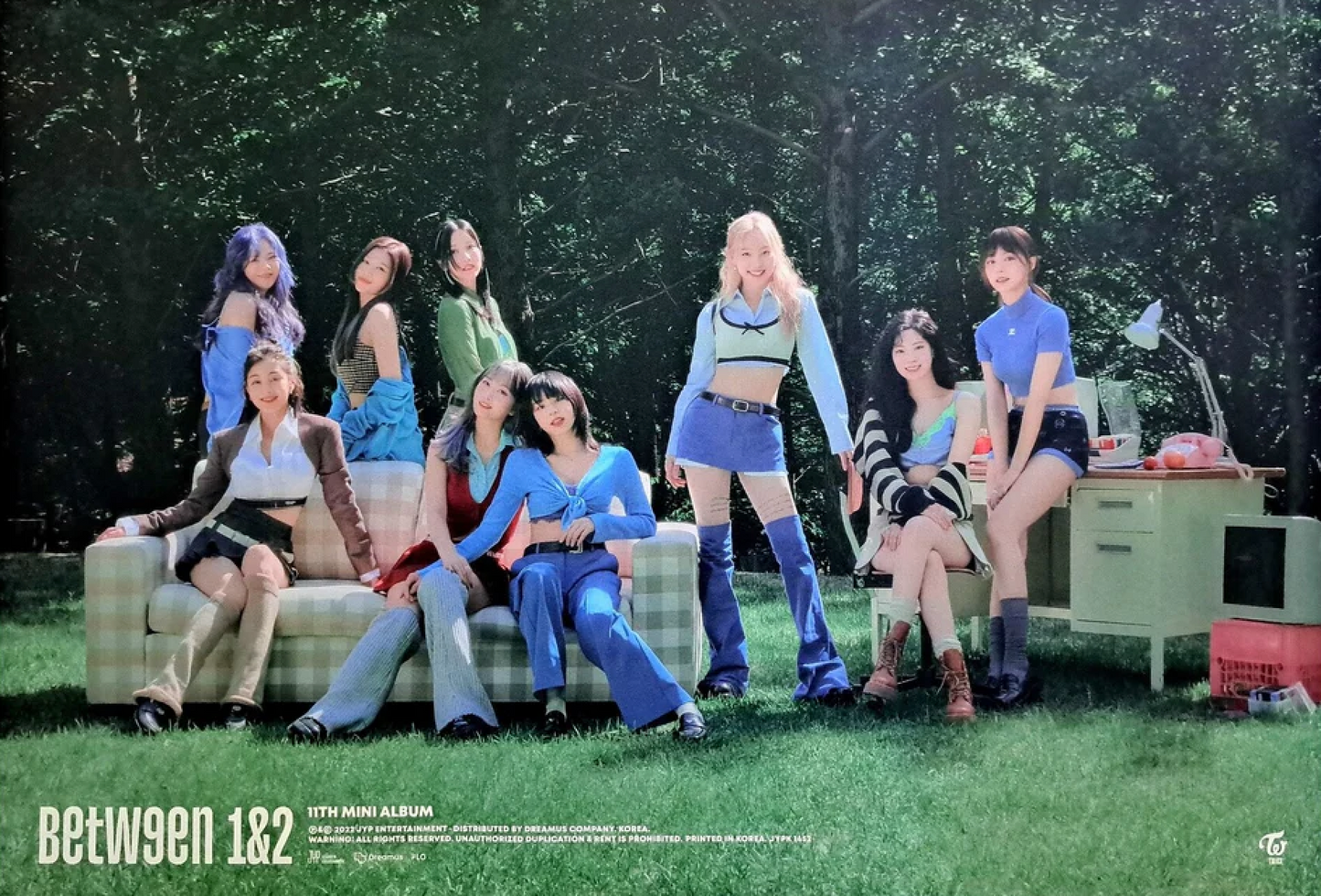 [TWICE] Between 1&2 (Pathfinder) : Poster