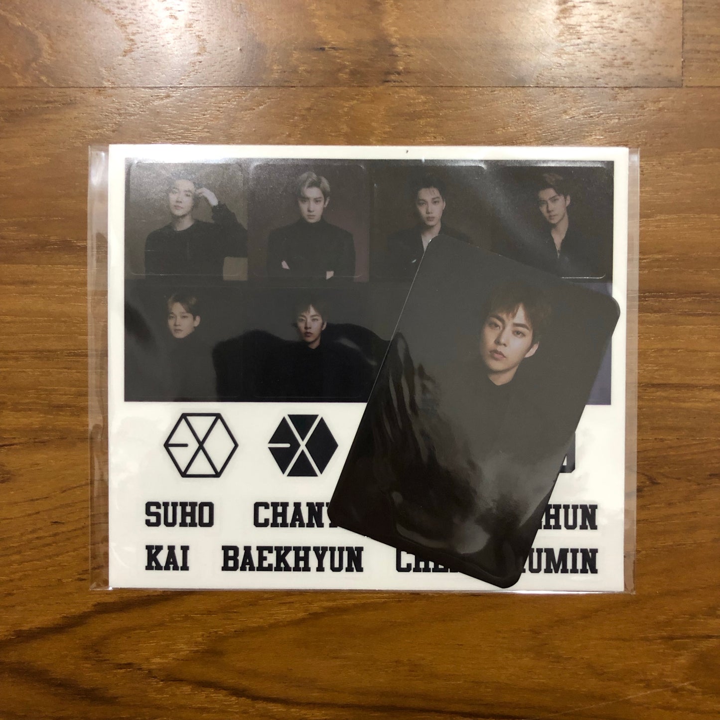 [EXO] Official Lightstick Version 3 Photocard + Sticker Set